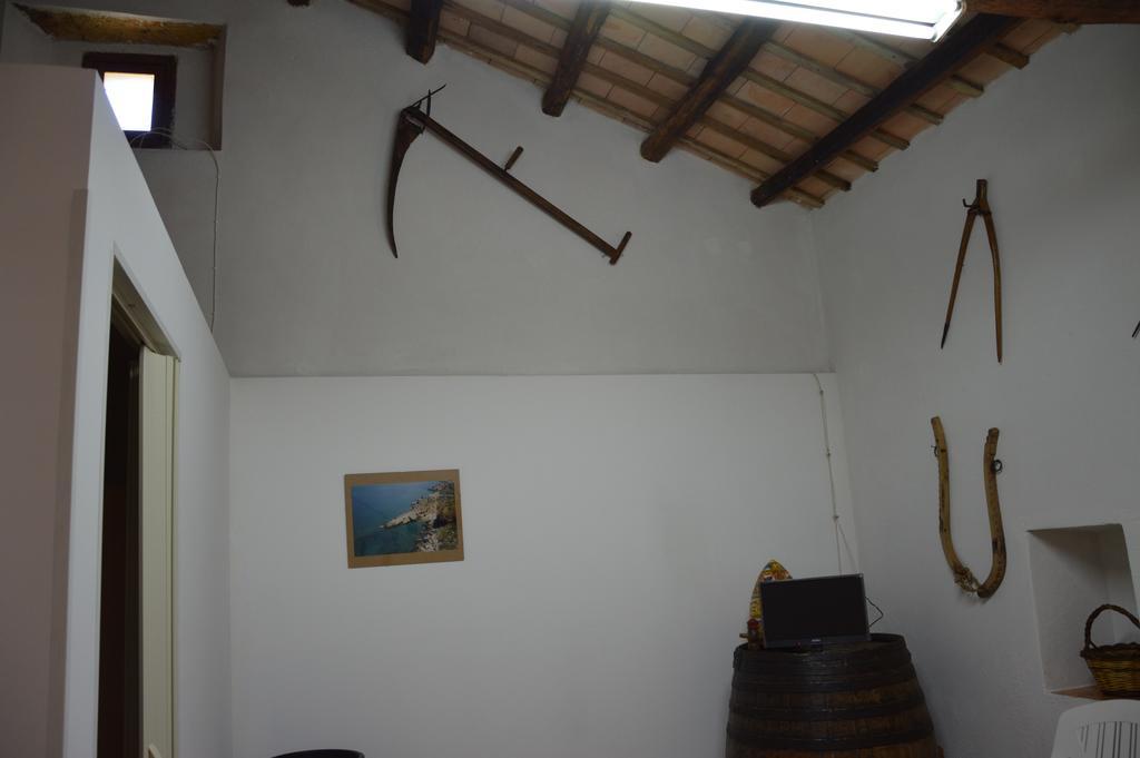 فيلا كوستوناتشيفي Casa Vacanze Scurati الغرفة الصورة