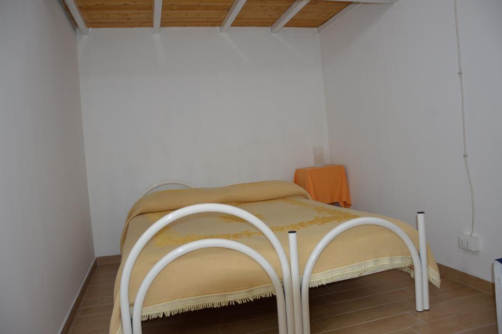 فيلا كوستوناتشيفي Casa Vacanze Scurati الغرفة الصورة