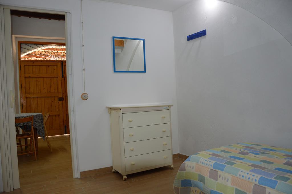 فيلا كوستوناتشيفي Casa Vacanze Scurati الغرفة الصورة